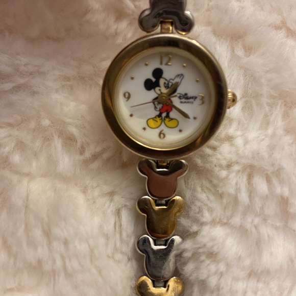 Disney Mickey silver and gold watch - Picture 2 of 8